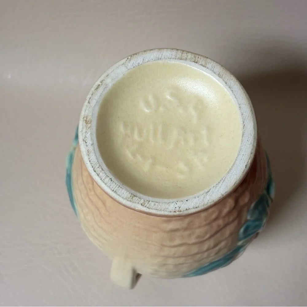 Hull Pottery vintage hull